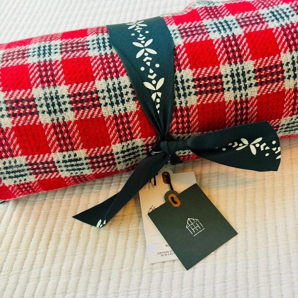 Hearth & Hand with Magnolia 50x60 Vintage Plaid Reversible Brushed Woven Throw